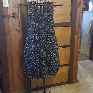 Old navy maternity dress large